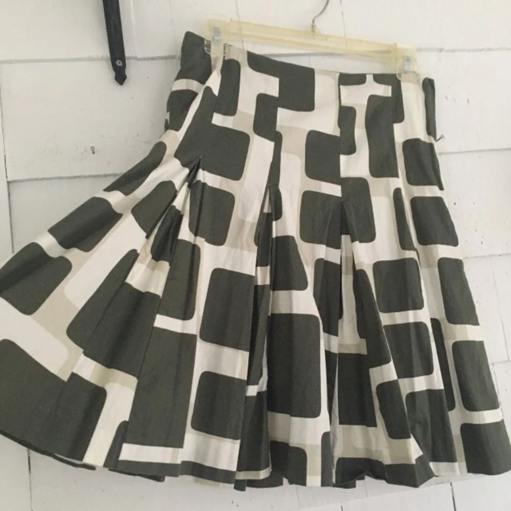 H&M Pleated skirt